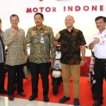 Peluncuran Samsat CORPORATE dipabrik Viar Motor Indonesia yang dihadiri Pj Gubernur Jateng Komjen Pol (Purn) Drs. Nana Sudjana